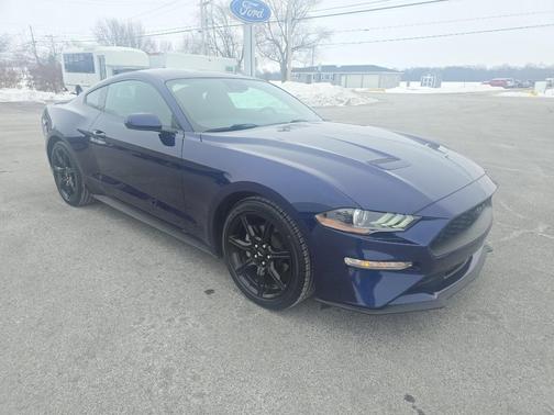 2020 Ford Mustang EcoBoost