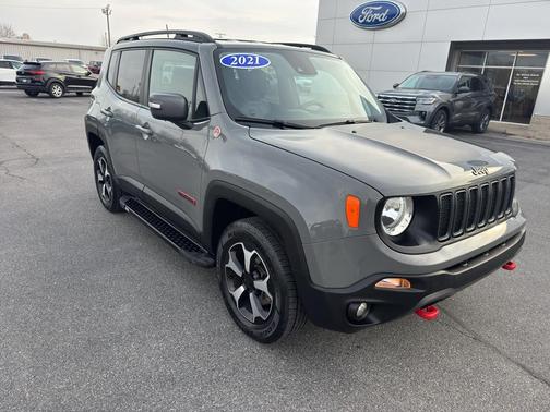 Sting Gray Clearcoat 2021 Jeep Renegade Trailhawk
