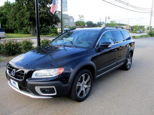Photo 5 of 30 of 2013 Volvo XC70 T6 Premier Plus