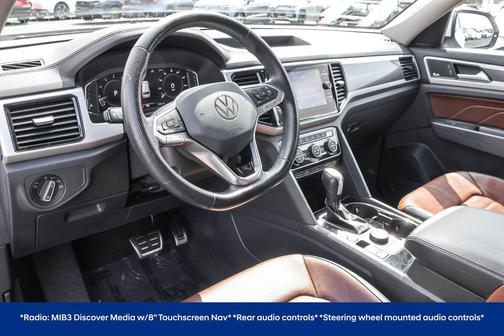 Pure White 2022 Volkswagen Atlas 3.6L SEL Premium