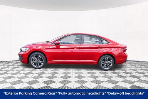 Kings Red Metallic 2023 Volkswagen Jetta 1.5T SE