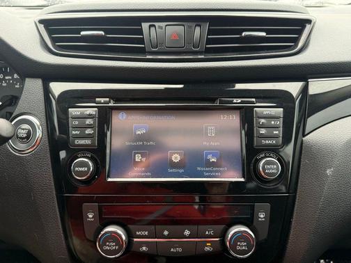 2017 Nissan Rogue Sport SL