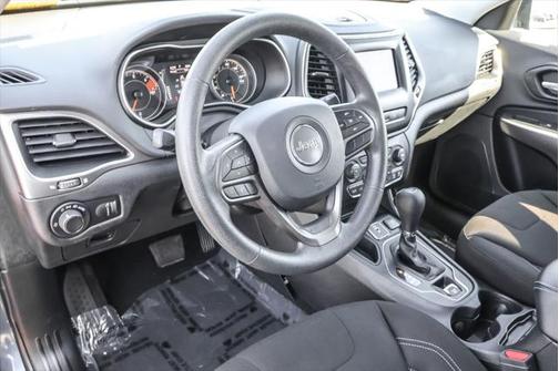 2021 Jeep Cherokee Latitude