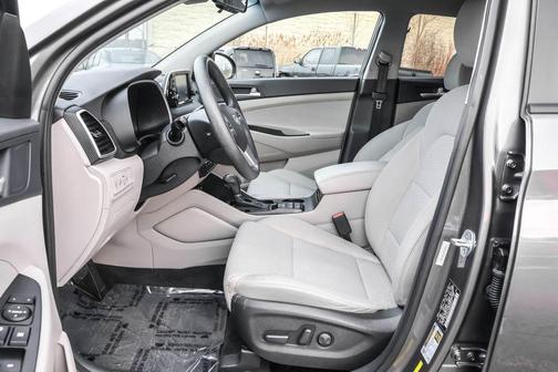 2021 Hyundai TUCSON SEL