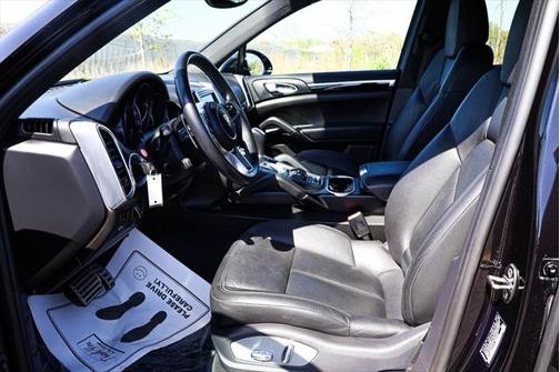 2015 Porsche Cayenne S