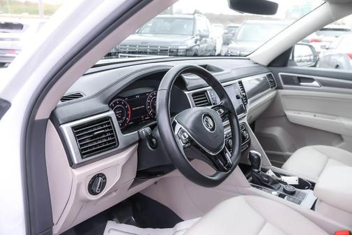 Pure White 2019 Volkswagen Atlas 3.6L SEL