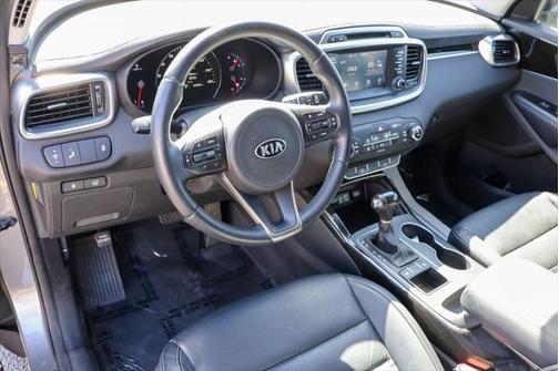 2018 Kia Sorento EX