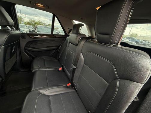 2015 Mercedes-Benz M-Class 4MATIC