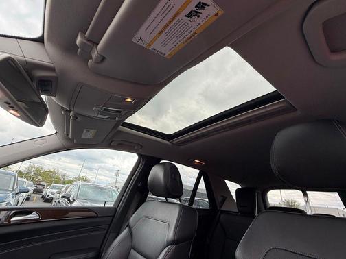 2015 Mercedes-Benz M-Class 4MATIC