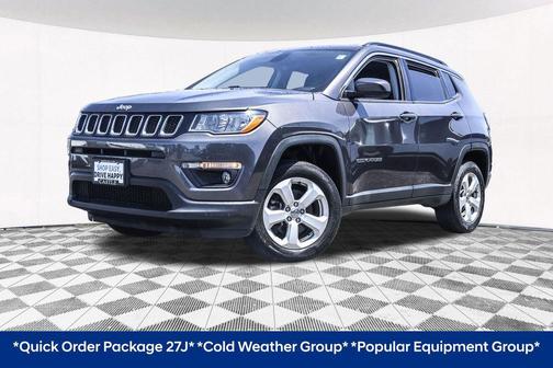 Granite Crystal Metallic Clearcoat 2018 Jeep Compass Latitude