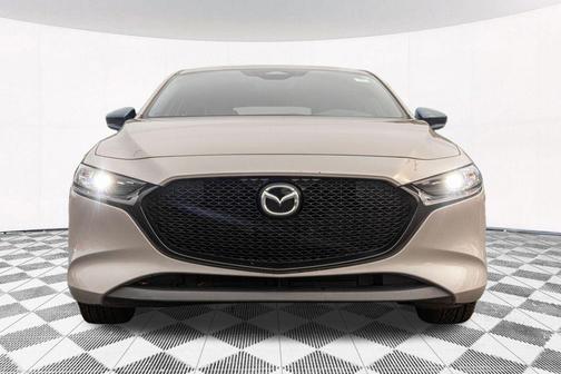 Platinum Quartz Metallic 2024 Mazda Mazda3 2.5 S Select Sport