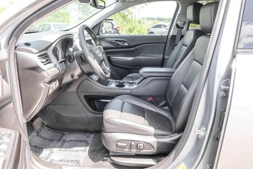 Sterling Metallic 2023 GMC Acadia AWD SLT