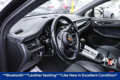 Jet Black Metallic 2023 Porsche Macan Macan