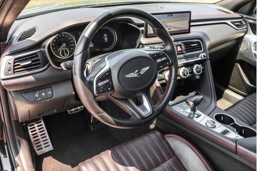 2023 Genesis G70 2.0T AWD