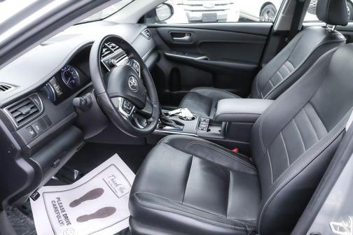 2017 Toyota Camry Hybrid LE