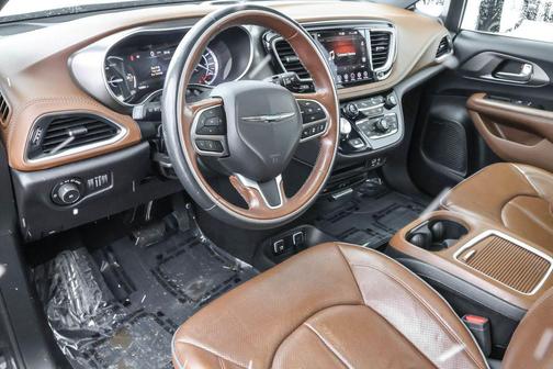 2020 Chrysler Pacifica Hybrid Limited