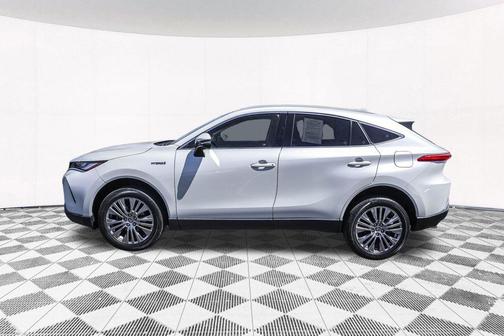 Blizzard Pearl 2021 Toyota Venza Limited