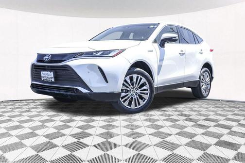 Blizzard Pearl 2021 Toyota Venza Limited