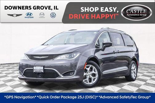 Granite Crystal Metallic Clearcoat 2017 Chrysler Pacifica Touring-L