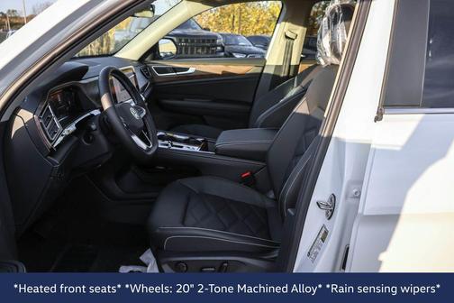 Opal White Pearl 2026 Volkswagen Atlas 2.0T SE w/Technology 4MOTION