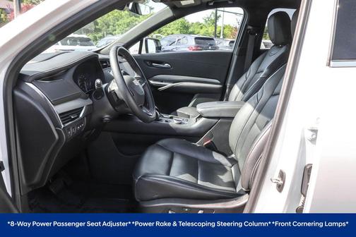 Crystal White Tricoat 2023 Cadillac XT4 Premium Luxury