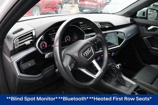 Glacier White Metallic 2020 Audi Q3 45 S line Premium Plus