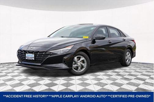 2022 Hyundai ELANTRA SE