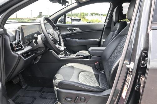Gravity Gray 2023 Kia Sportage X-Line