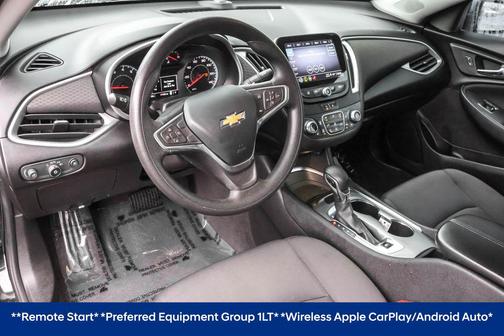 2022 Chevrolet Malibu FWD LT