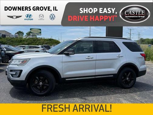 Ingot Silver 2017 Ford Explorer XLT