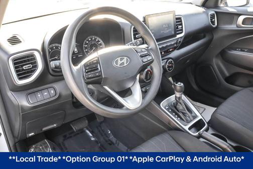 2022 Hyundai VENUE SE