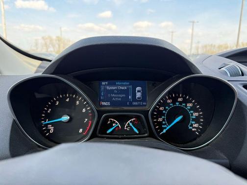 Sterling Gray Metallic 2014 Ford Escape SE