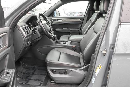 Gray 2020 Volkswagen Atlas Cross Sport 3.6L V6 SE w/Technology