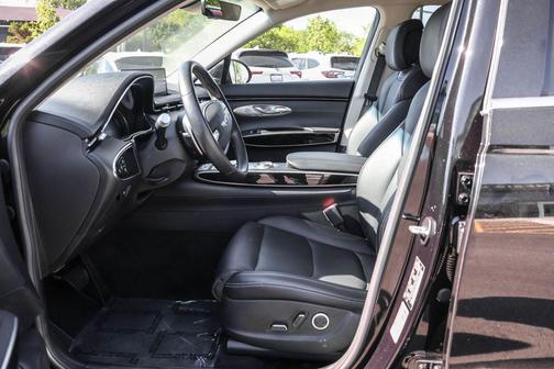 Vik Black 2025 Genesis GV70 2.5T AWD