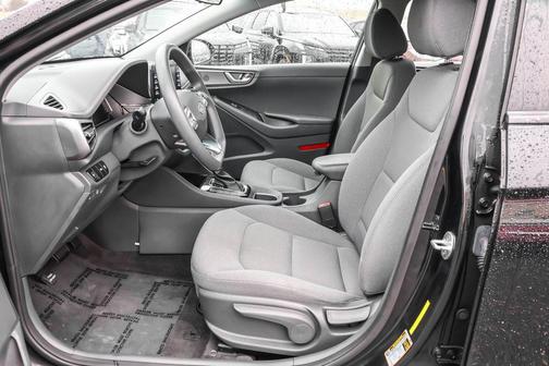 2020 Hyundai IONIQ Hybrid Blue