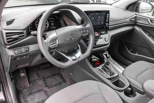 2020 Hyundai IONIQ Hybrid Blue