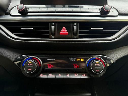 Aurora Black 2019 Kia Forte S