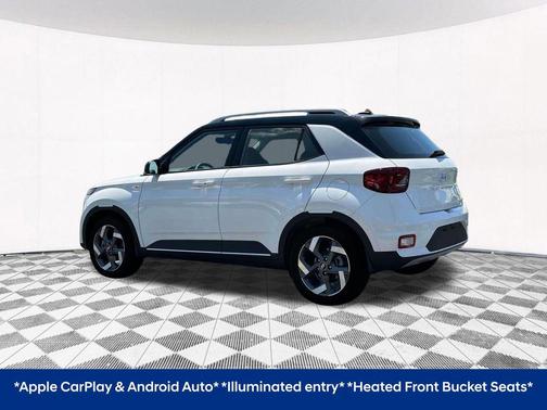 Lunar White w/Black Roof 2025 Hyundai VENUE Limited