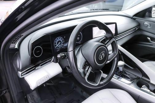 2023 Hyundai ELANTRA HEV Limited