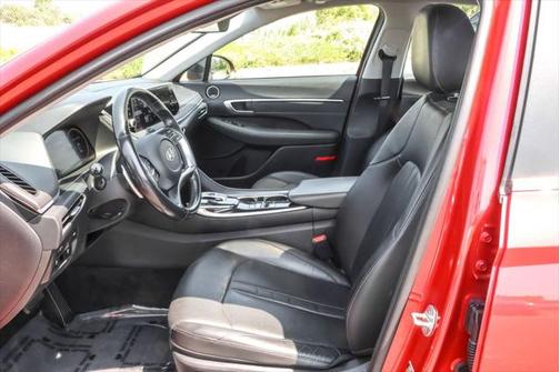 2021 Hyundai SONATA Limited