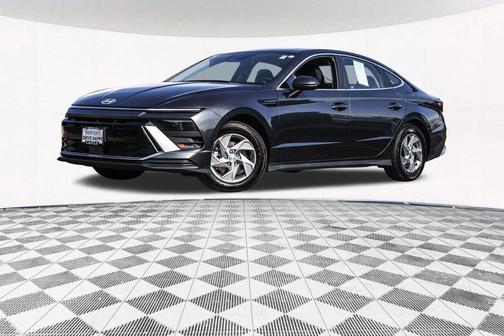 2025 Hyundai SONATA SE