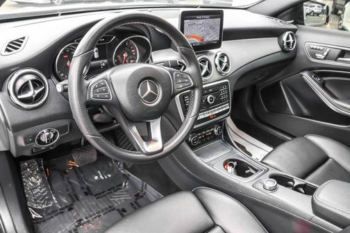 Night Black 2018 Mercedes-Benz GLA 250 4MATIC