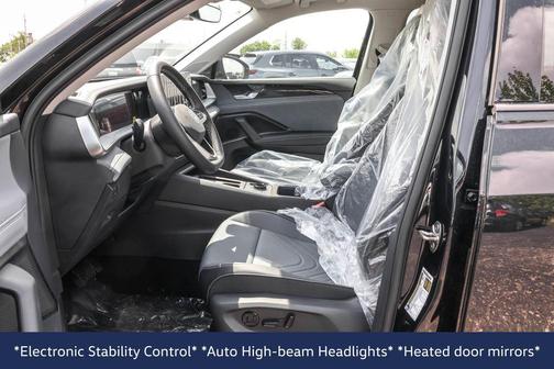 Deep Black Pearl 2026 Volkswagen Tiguan 2.0T SE 4MOTION