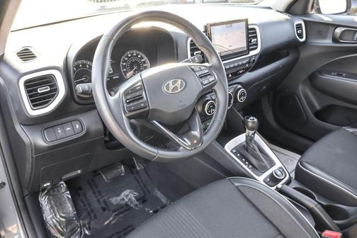 2022 Hyundai VENUE Limited