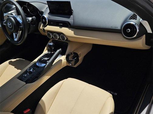 2025 Mazda MX-5 Miata Grand Touring