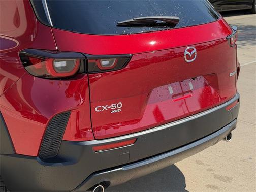 2025 Mazda CX-50 2.5 S Preferred Package