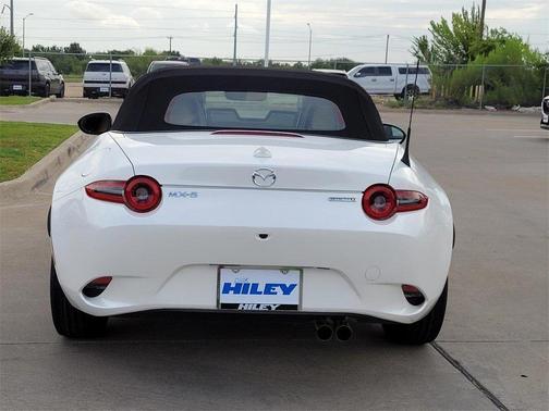 2025 Mazda MX-5 Miata Grand Touring