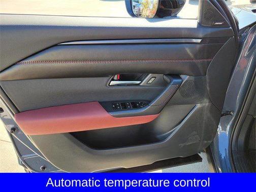 2025 Mazda CX-50 Hybrid Premium Plus Package