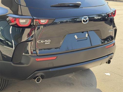 2025 Mazda CX-50 2.5 S Preferred Package