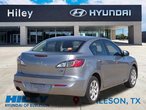 2013 Mazda Mazda3 i Sport